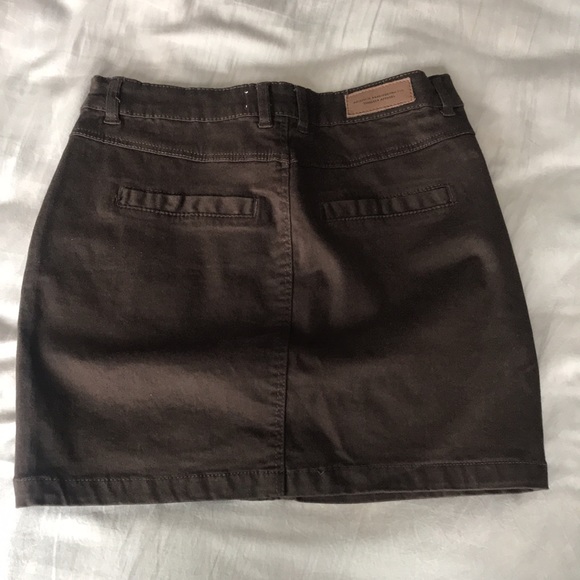 H&M women’s skirt - Picture 2 of 4